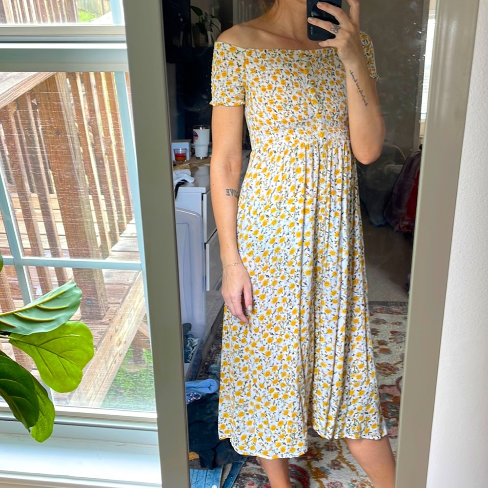 Urban outfitters Floral ruched flowy dress